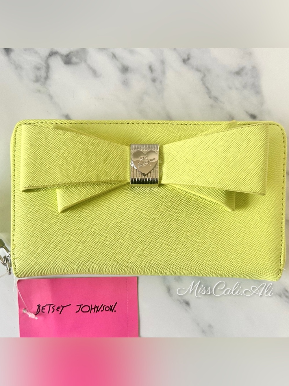 NWT BETSEY JOHNSON Lime Green Bow Clutch Bag Wallet Silver Heart